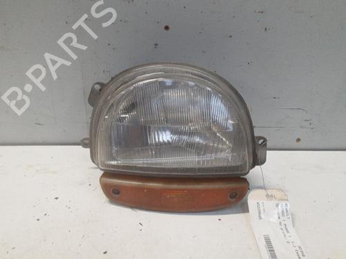 Used Right headlight Right headlight RENAULT TWINGO I (C06_) 1.2 (C066, C068) (58 hp) 28765097 28765097