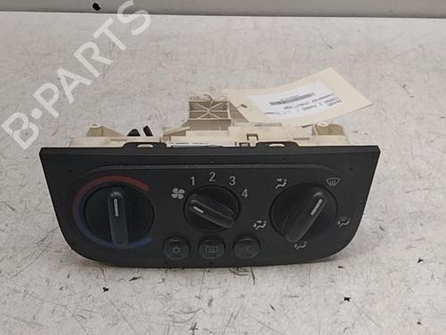 Airco bedieningspaneel OPEL CORSA C (X01) 1.7 DTI (F08, F68) (75 hp) 28748671