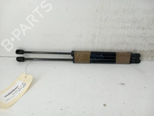 Used Tailgate lift support FIAT 500X (334_) 1.6 D Multijet (334AXA1B, 334AXA11) (120 hp) 28768701