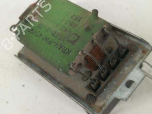 Used Heater resistor VW TRANSPORTER T4 Bus (70B, 70C, 7DB, 7DK, 70J, 70K, 7DC, 7DJ) 2.4 D (78 hp) 28750638