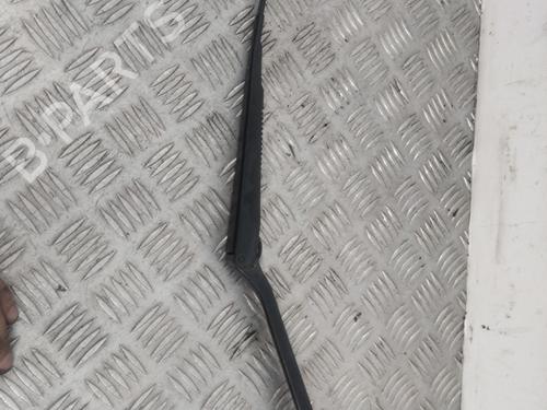 Used Front windshield wiper arm Front windshield wiper arm TOYOTA RAV 4 II (_A2_) 2.0 D 4WD (CLA20_, CLA21_, CLA20R, CLA21R) (116 hp) 35815103 35815103