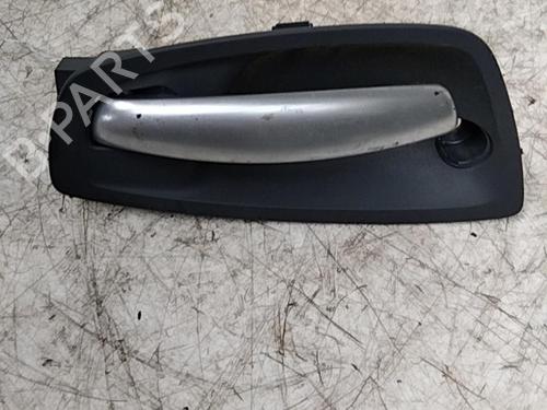 Used Front right interior door handle BMW 1 (E87) 116 i (115 hp) 28752359