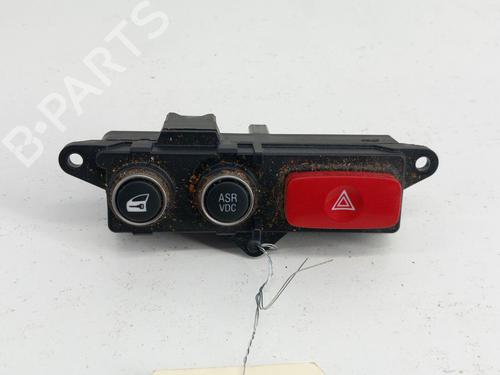 Used Warning switch Warning switch ALFA ROMEO 159 Sportwagon (939_) 2.0 JTDM (939BXP1B) (170 hp) 28762382 28762382