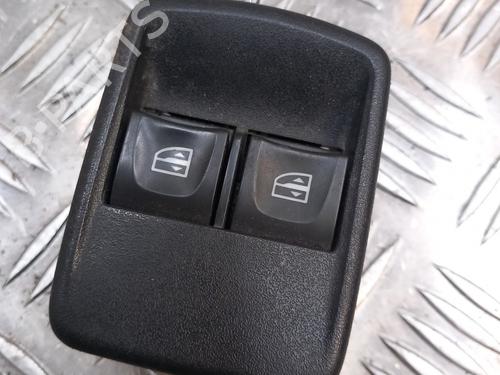 Used Left front window switch RENAULT KANGOO Express (FW0/1_) 1.5 dCi 90 (FW0G, FW05, FW08, FW11) (90 hp) 28735557