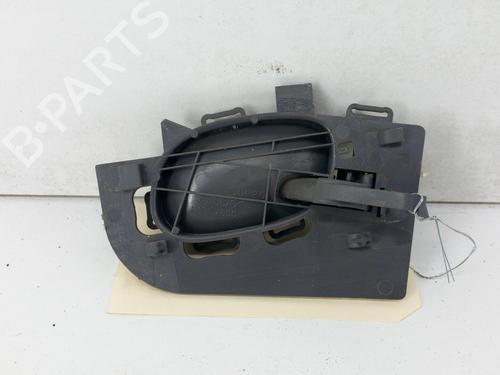 Used Front left interior door handle PEUGEOT 206 Hatchback (2A/C) 1.4 i (75 hp) 28762055