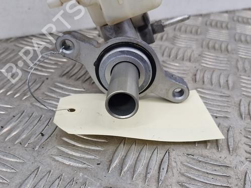 brake-master-cylinder-dacia-duster-hs_-2010-2011-2012-2013-2014-2015-2016-2017-2018-28780130 main image