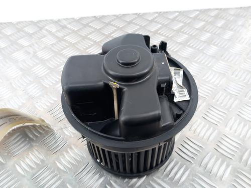 Used Heater blower motor PEUGEOT 107 (PM_, PN_) 1.0 (68 hp) 28745068