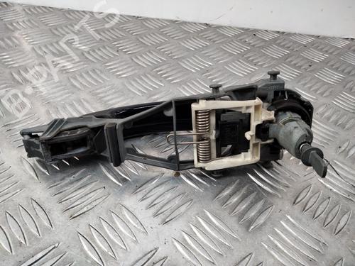 front-left-exterior-door-handle-vw-golf-plus-v-5m1-521-2004-2005-2006-2007-2008-2009-2010-2011-2012-2013-28779498 main image