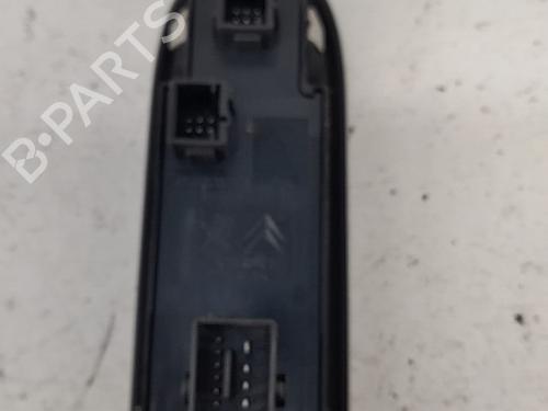 Used Left front window switch Left front window switch PEUGEOT 508 I (8D_) 2.0 BlueHDi 180 (180 hp) 28733825 28733825