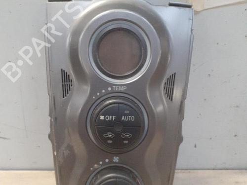Used Climate control TOYOTA YARIS (_P9_) 1.4 D-4D (NLP90_, NLP90R) (90 hp) 28791821