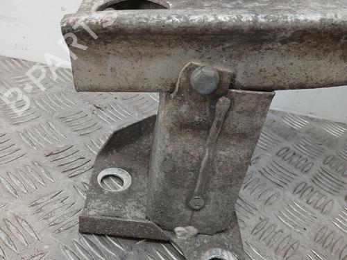 front-bumper-reinforcement-renault-clio-iii-br01-cr01-2005-2006-2007-2008-2009-2010-2011-2012-2013-2014-36467958 main image