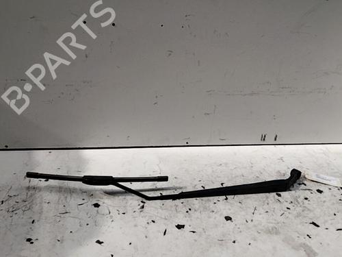Used Front windshield wiper arm Front windshield wiper arm 36425160 36425160