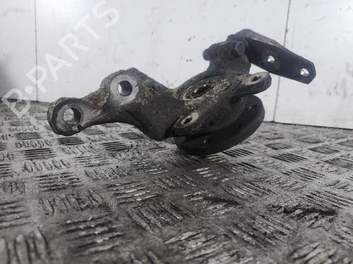 right-front-steering-knuckle-renault-kangoo-express-fc01_-1997-35814969 main image