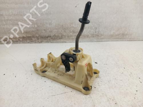 Used Gear lever Gear lever SUZUKI SWIFT III (MZ, EZ) 1.3 DDiS (RS413D) (75 hp) 28743462 28743462