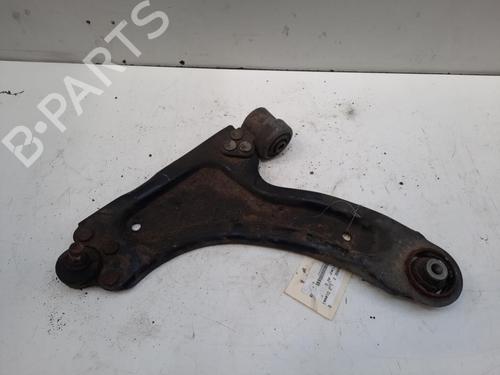 Used Left front suspension arm OPEL CORSA C (X01) 1.3 CDTI (F08, F68) (70 hp) 28753257