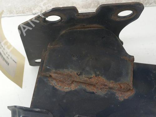 Used Front bumper reinforcement CHRYSLER GRAND VOYAGER V (RT) 2.8 CRD (163 hp) 28761625