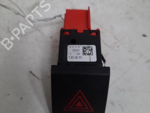 warning-switch-skoda-roomster-5j7-2006-2007-2008-2009-2010-2011-2012-2013-2014-2015-28769370 main image