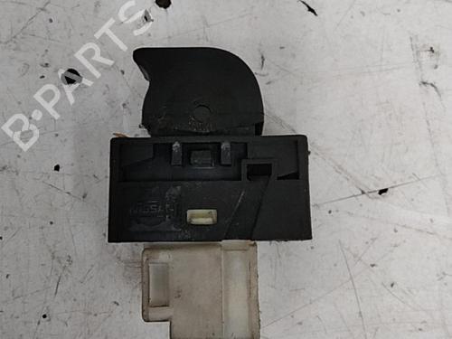Used Right front window switch NISSAN ALMERA I Hatchback (N15) 2.0 D (75 hp) 28753875