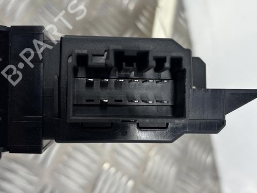 right-front-window-switch-volvo-v70-ii-285-1999-2000-2001-2002-2003-2004-2005-2006-2007-2008-28744289 main image