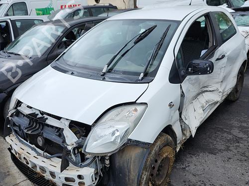 Used Parts TOYOTA YARIS (_P13_)    4568056