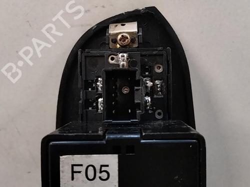 Left front window switch HYUNDAI TRAJET (FO) 2.0 CRDi | BP28771095I27 