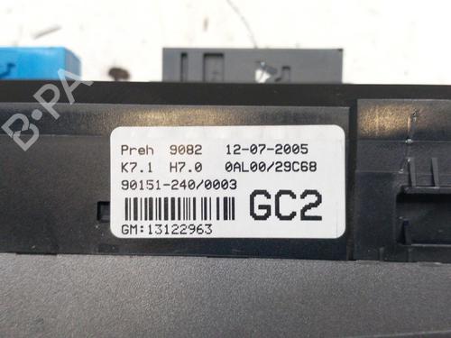 climate-control-opel-astra-h-a04-2004-2005-2006-2007-2008-2009-2010-2011-2012-2013-2014-28779070 main image