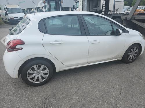 Used Parts PEUGEOT 208 I (CA_, CC_) 1.6 BlueHDi 100 5006004