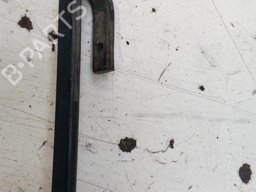 Used Front windshield wiper arm CITROËN C2 (JM_) 1.1 (60 hp) 28785595