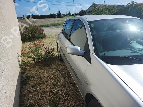 Brugte RENAULT MEGANE II (BM0/1_, CM0/1_) 1.5 dCi (BM1E, CM1E) (106 hp) 4468606