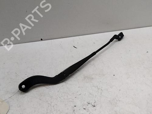 front-windshield-wiper-arm-ford-ecosport-2011-2012-2013-2014-2015-2016-2017-2018-2019-2020-2021-2022-36425354 main image