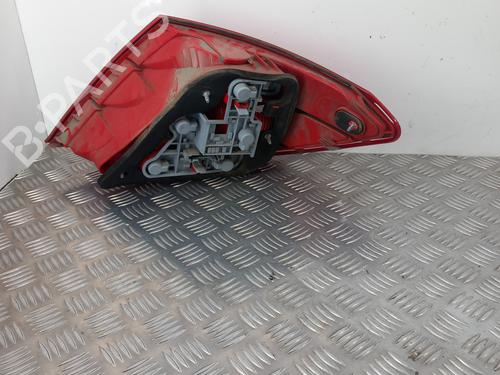 left-taillight-mercedes-benz-c-class-w204-2007-2008-2009-2010-2011-2012-2013-2014-2015-28745628 main image