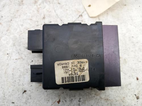 Used Heater resistor FORD COUGAR (EC_) 2.0 16V (131 hp) 28745857