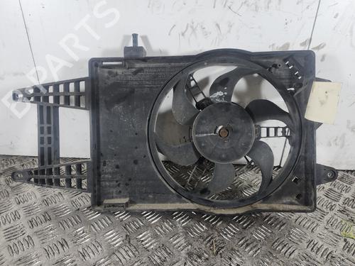 Used Radiator fan Radiator fan FIAT PUNTO (188_) 1.2 16V 80 (188.233, .235, .253, .255, .333, .353, .639,... (80 hp) 34005782 34005782