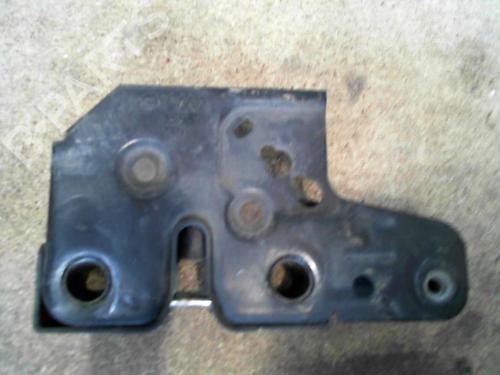 Used Hood lock VW CADDY III Box Body/MPV (2KA, 2KH, 2CA, 2CH) 1.9 TDI (105 hp) 28777809