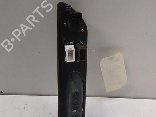 Used Left front window switch RENAULT ESPACE III (JE0_) 2.2 12V TD (JE0E, JE0H, JE0P) (113 hp) 28749265