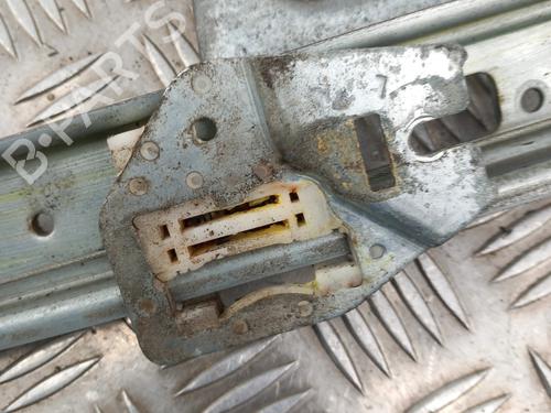 Rear left window mechanism BMW 3 (E46) 320 d | BP29482174C24 