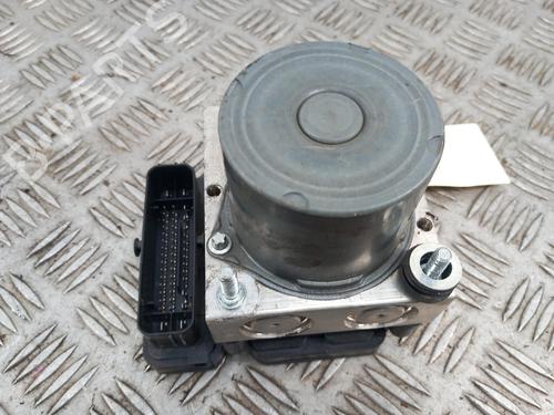 Used ABS pump ABS pump PEUGEOT 308 SW II (LC_, LJ_, LR_, LX_, L4_) 2.0 BlueHDi 150 (150 hp) 39581915 39581915