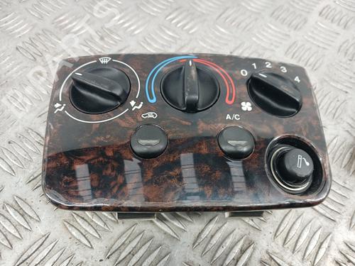 AC-Styringsenhed/Manøvreenhed FORD FIESTA IV (JA_, JB_) 1.8 DI (75 hp) 30438745