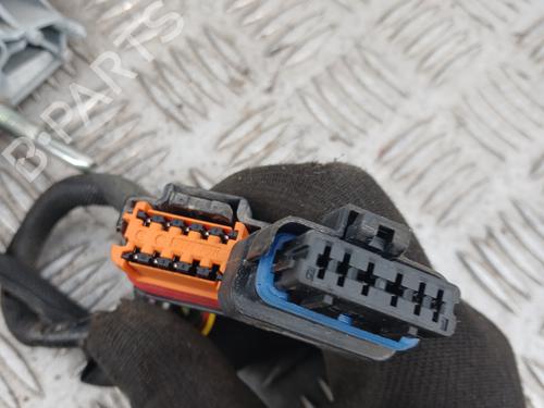 left-mirror-peugeot-508-i-8d_-2010-2011-2012-2013-2014-2015-2016-2017-2018-32341789 main image