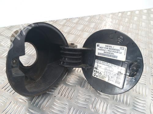 fuel-flap-seat-leon-1p1-2005-2006-2007-2008-2009-2010-2011-2012-2013-28745238 main image