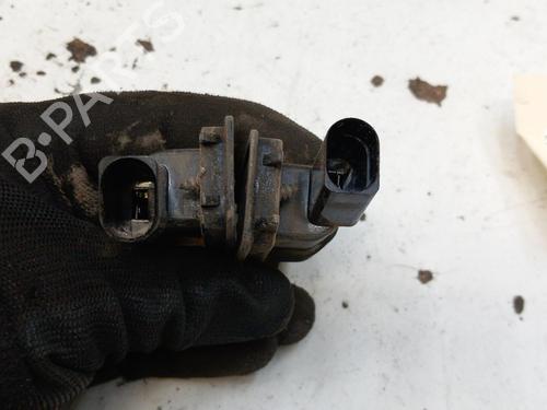 Used Licence plate light Licence plate light VW GOLF V (1K1) 1.9 TDI (105 hp) 28766666 28766666