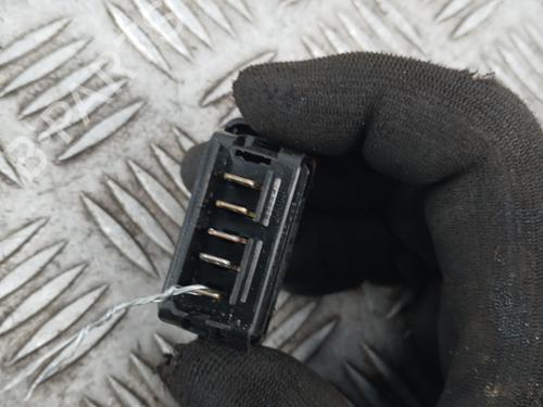 Used Right rear window switch Right rear window switch DACIA DUSTER (HS_) 1.5 dCi 4x4 (HSMC, HSMD) (110 hp) 32413644 32413644