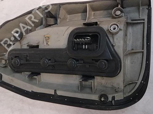 Høyre baklys OPEL ZAFIRA A MPV (T98) 2.0 DTI 16V (F75) (101 hp) 28762780