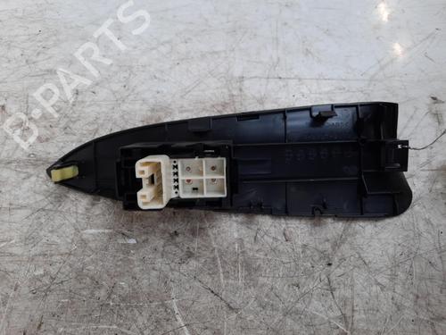 Used Left rear window switch TOYOTA RAV 4 III (_A3_) 2.2 D 4WD (ALA30_, ALA30R) (136 hp) 28752140