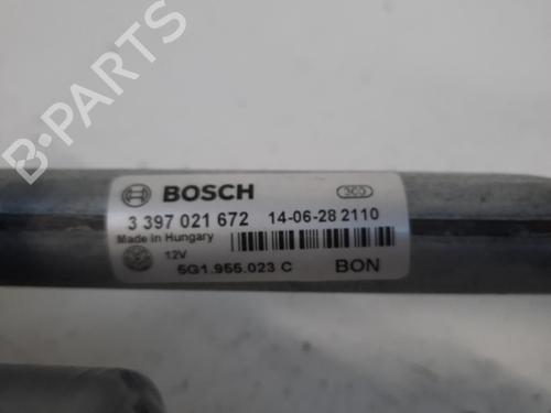 Used Front wiper motor VW GOLF VII (5G1, BQ1, BE1, BE2) 1.4 TSI (140 hp) 28769815