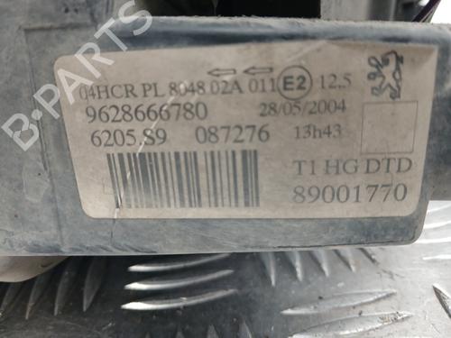 Right headlight PEUGEOT 206 CC (2D) 1.6 16V (2DNFUF, 2DNFUR) | BP31091758C29