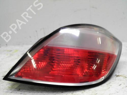 Used Right taillight OPEL ASTRA H (A04) 1.7 CDTI (L48) (100 hp) 28755025