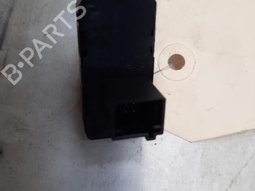 Used Right rear window switch PEUGEOT 308 I (4A_, 4C_) 1.6 HDi (92 hp) 28749596