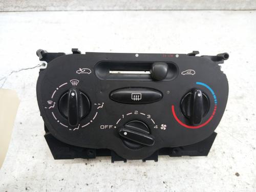 Commande Chauffage PEUGEOT 206 Hatchback (2A/C) 1.9 D (69 hp) 28738343