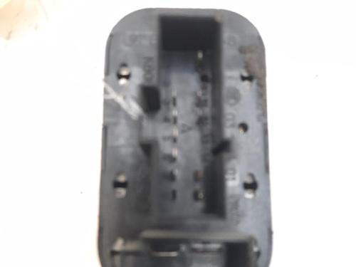 Used Left front window switch Left front window switch FORD MONDEO II (BAP) 1.8 i (115 hp) 28775919 28775919
